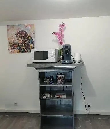Maison Sur 4 Ou 6 Personnes, 2 Chambres, Parking Gratuit, Entre Deauville Et Houlgate, Reservation Uniquement Du Samedi Au Samedi 7 Nuits Minimum Cheque De Caution Demande, Menage Non Inclus, Petit Chien Accepte Sauf Dans Les *